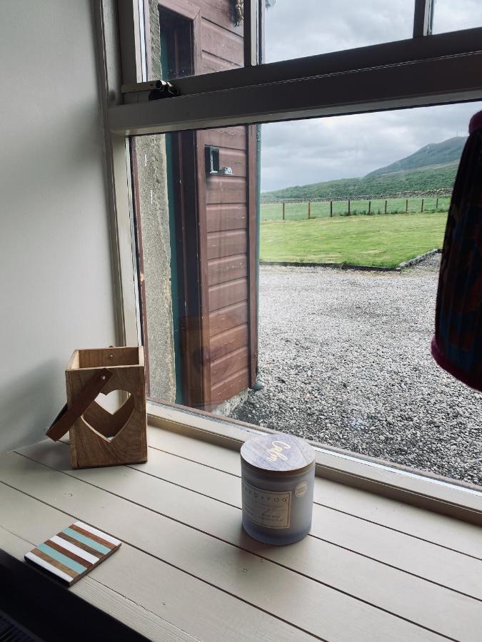 Quirky Highland Cottage With Stunning Views Fearn Lodge Exterior foto